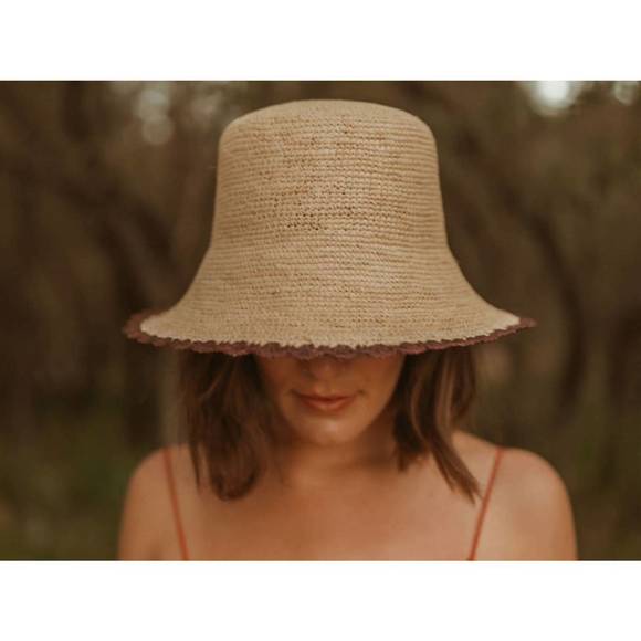 NEW FREYA crochet bucket hat in natural - Picture 2 of 2